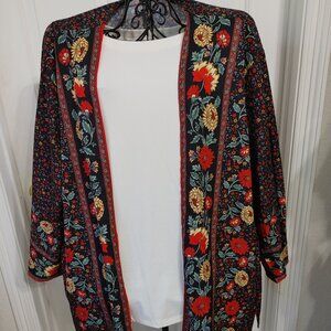 Black/red multi kimono  Size 3XL